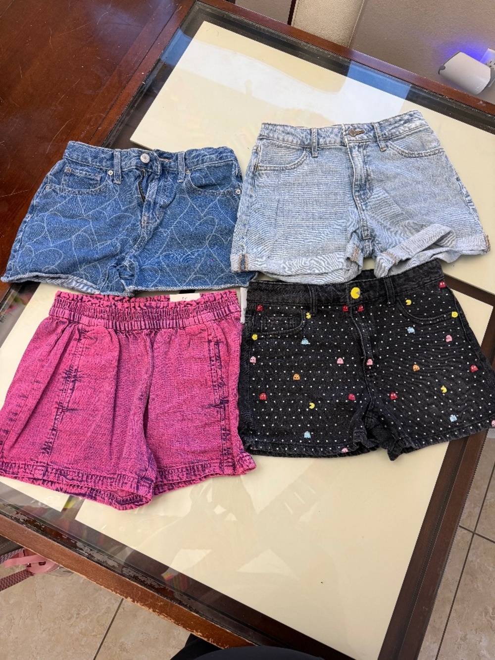 4 pairs of girls shorts